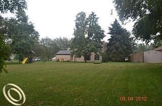 4th image of 4315 Elderberry Dr