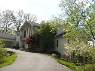 21708 Acorn Ct, Kildeer, IL