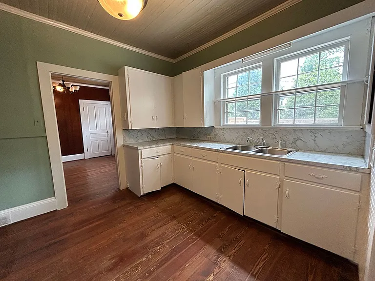 311 Keating Dr — Photo 7