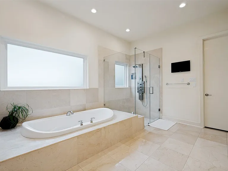 29 Windsor Rdg — Photo 24