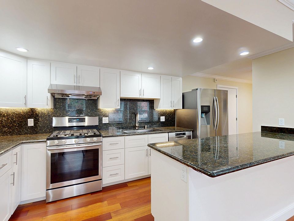 1st image of 1991 California St #112