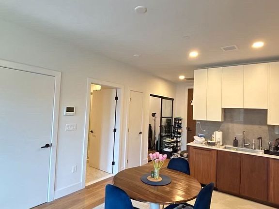 5th image of 566 Columbus Ave Unit 412