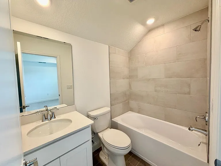 96 Bellaire Isle — Photo 8