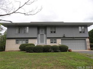 706 Springdale Rd, Statesville, NC 28677