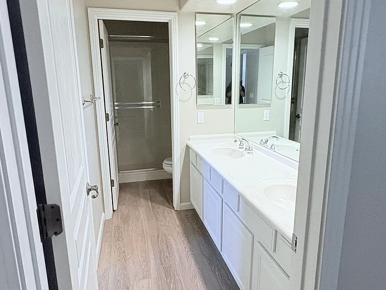 20802 Grayhawk Dr #1085 — Photo 7