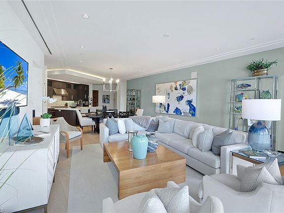 3rd image of 382 12th AVE S #202