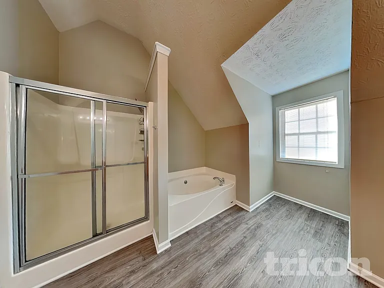 180 Prince Edward Way — Photo 11