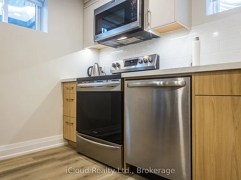 23 Swanhurst Blvd #B — Photo 28