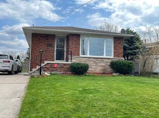201 Manning Ave, Hamilton, ON L9A3G3
