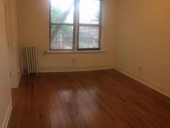 2nd image of 2313 24th Ave APT 2F