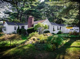 10 Olde Fort Rd, Cape Elizabeth, ME 04107