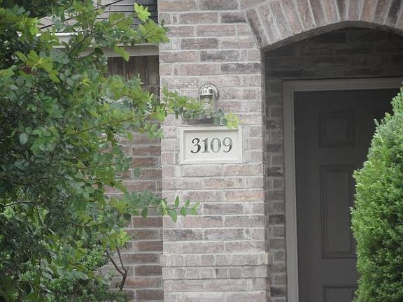 5th image of 3109 Kennedy Dr
