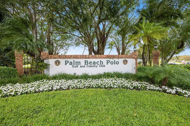 11397 Pond View Dr — Photo 3