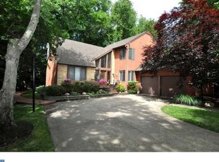 9 W Doris Dr, Cherry Hill, NJ 08003