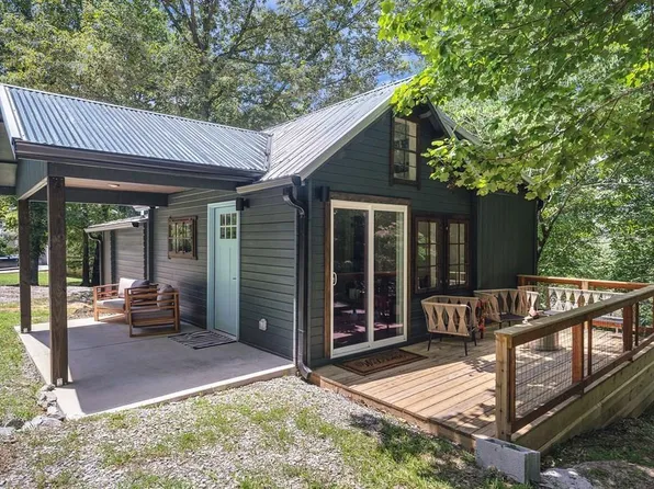 122 Abby Ln, Byrdstown, TN 38549