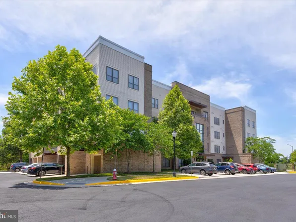 8435 Peace Lily Ct APT 413, Lorton, VA 22079
