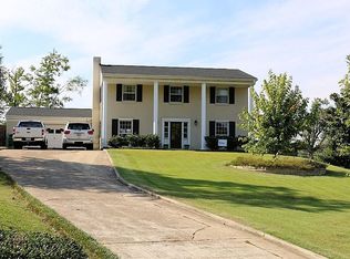1205 Springdale Dr, Tupelo, MS 38804