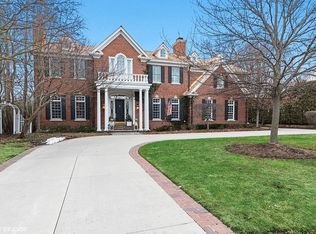 626 Glendale Dr, Glenview, IL 60025