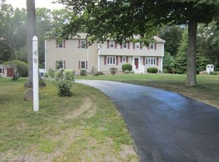 49 White Oak Dr, Richmond, RI 02898