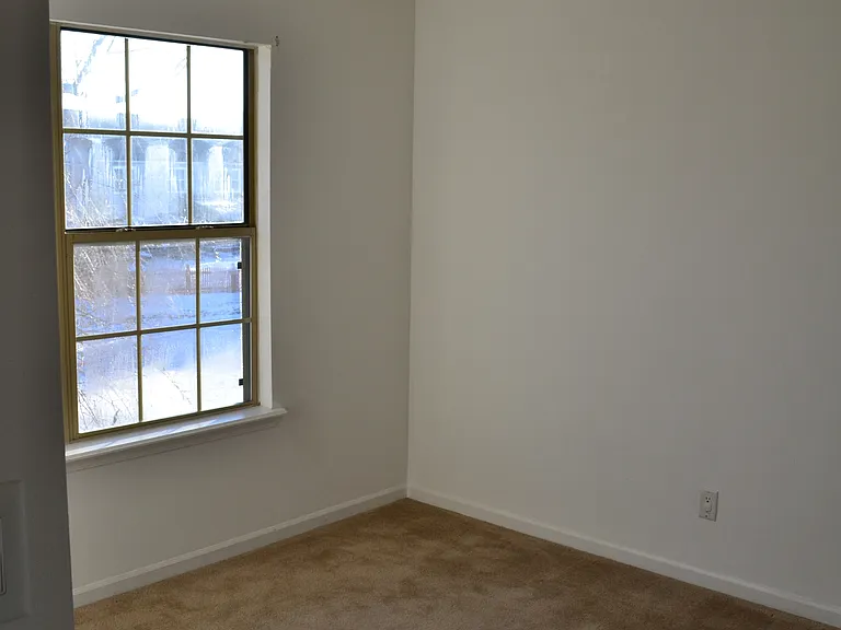 8515 Pine Tree Blvd — Photo 15