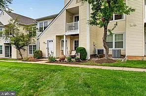 1 bed, 1.0 bath, 933 sqft, $2,000 — Photo 3