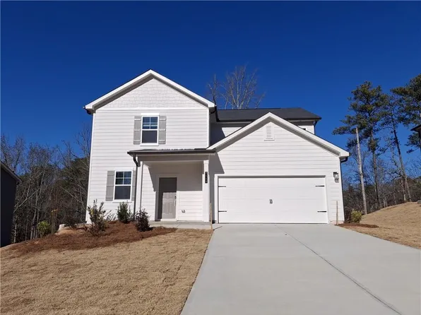 8649 Paradise Dr, Douglasville, GA 30134