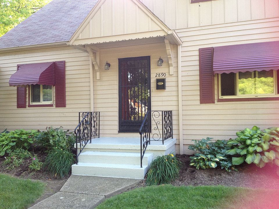 1st image of 2890 Oakwood Dr