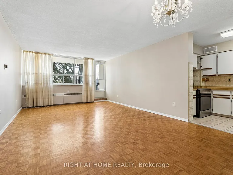212 Kerr St #207 — Photo 19