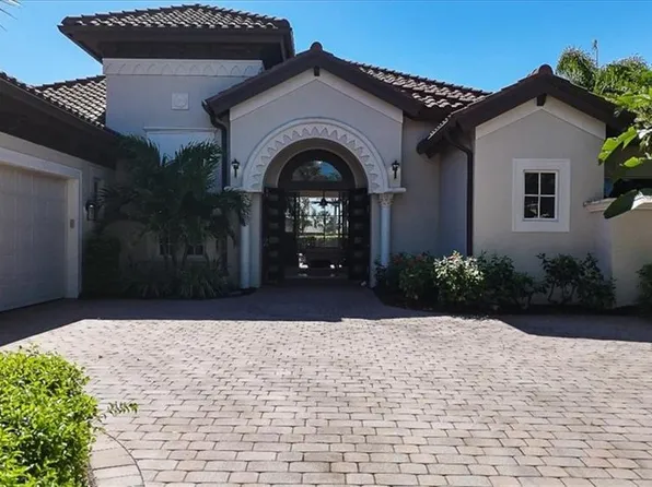 8910 Shenendoah CIR, NAPLES, FL 34113