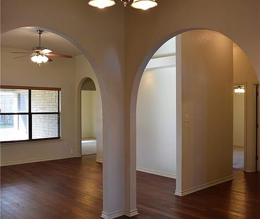 5th image of 4107 Maid Marian Cir