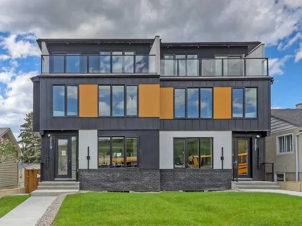 2119 E Mackay Rd NW, Calgary, AB T3B 1C9