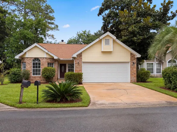 1893 Turnberry Ct, Fort Walton Beach, FL 32547