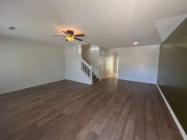 101 Brockman Way — Photo 3