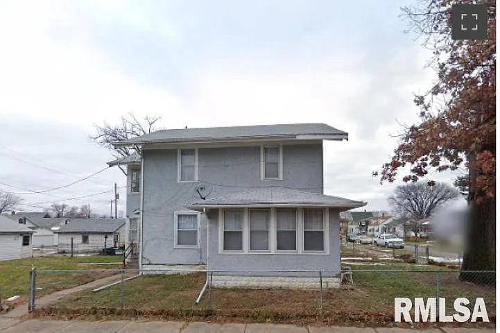 1840 10th St photo 1