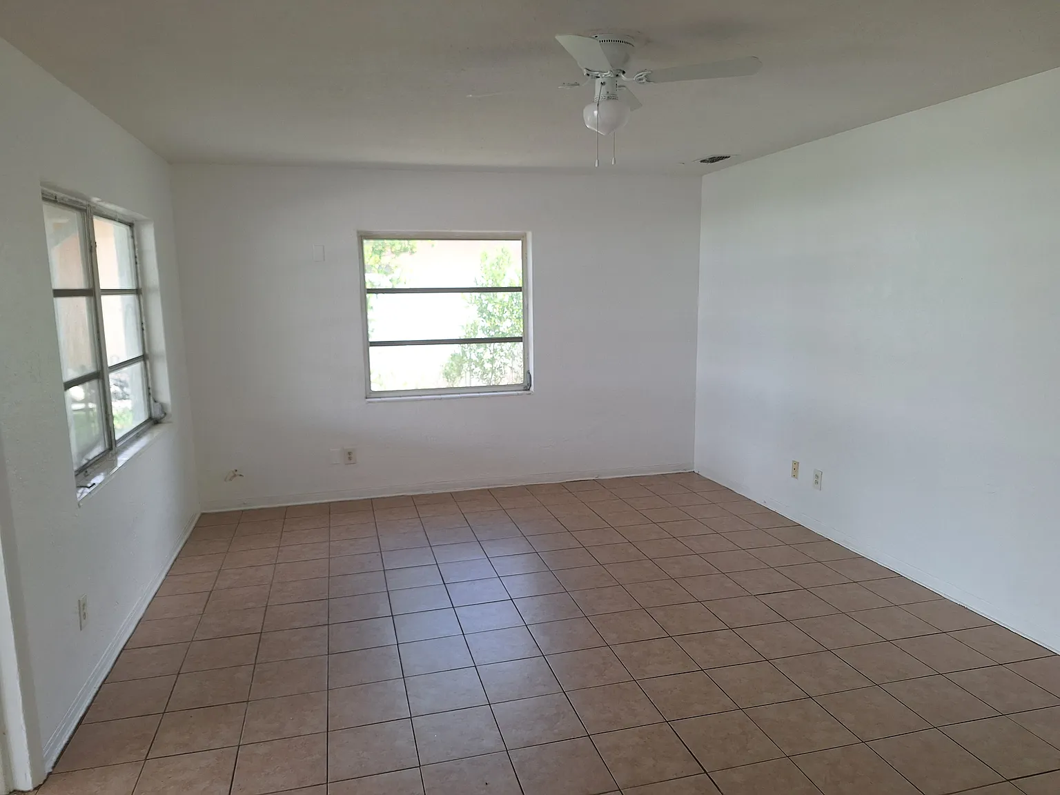 2 bed, 780 sqft, $1,500 — Photo 2