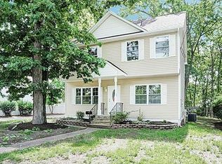27 Marsad Dr, Old Bridge, NJ 08857