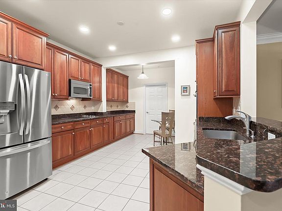4th image of 3000 Stone Cliff Dr Unit 102
