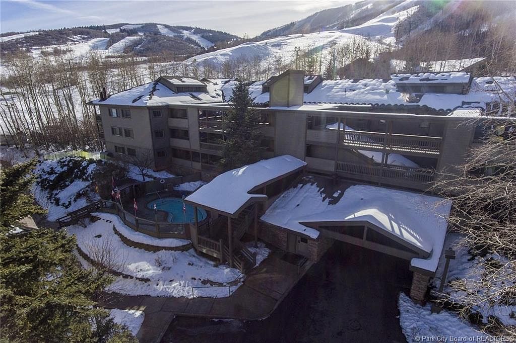 Three King S Condominiums All Seasons Resort Lodging