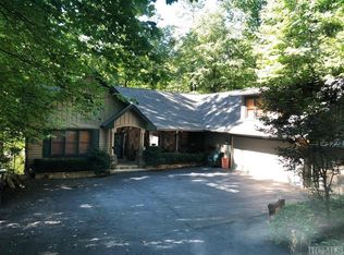 59 Riverview Ct, Sapphire, NC 28774