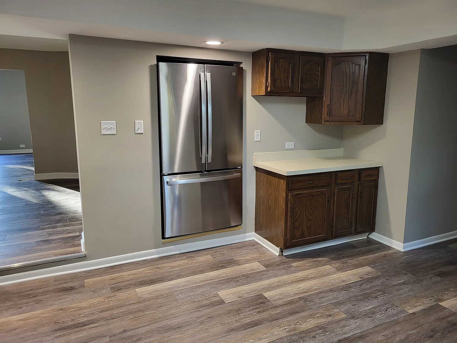 5 bed, 3.5 bath, 2822 sqft, $3,000 — Photo 3