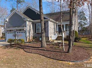 282 Old York Cir, Clayton, NC 27527