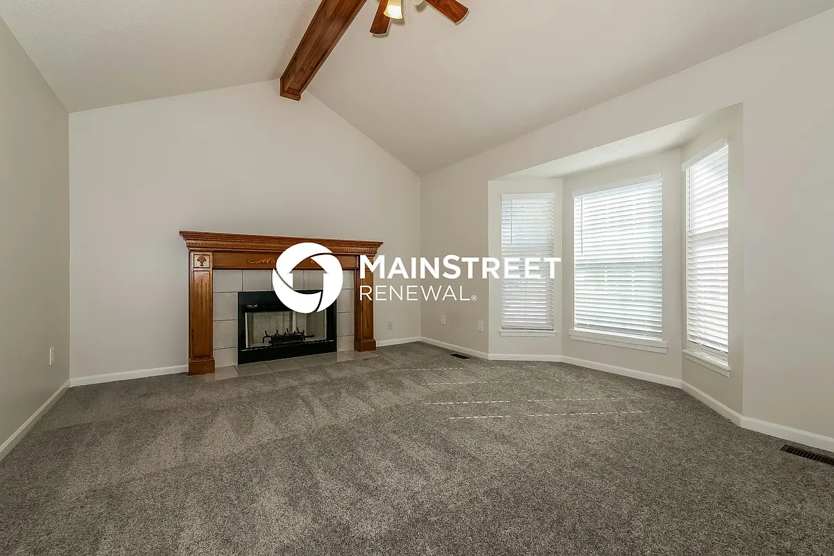 Living Room - 3108 S Viking Ct