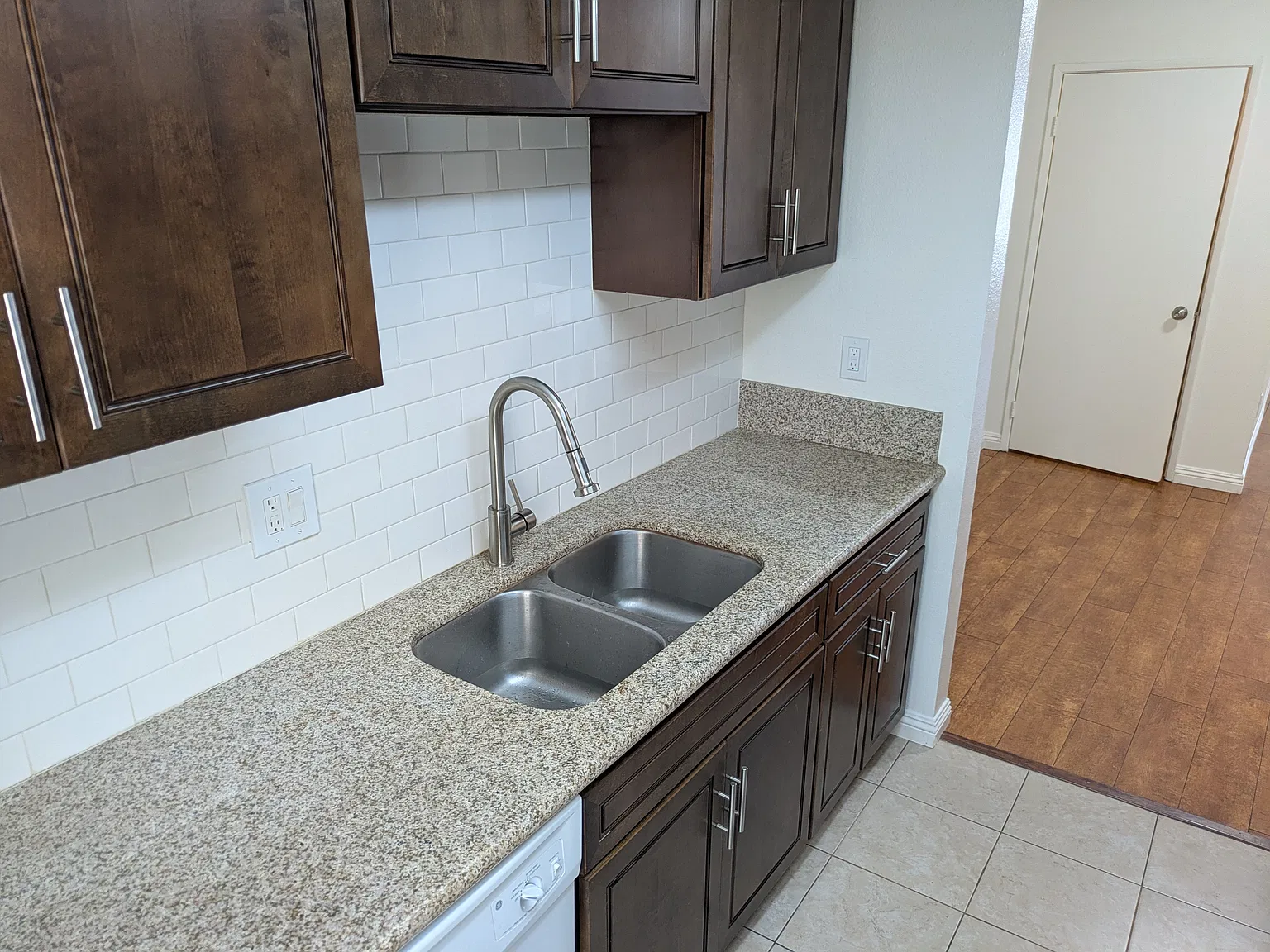 1 bed, $1,900 — Photo 4