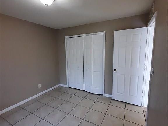 5th image of 2422 George Ave S #0
