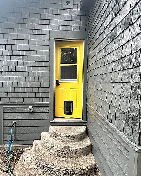 1st image of 44 Sequoia Dr