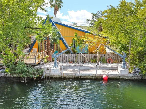 1923 Narcissus Ave, Big Pine Key, FL 33043