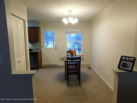 3rd image of 1733 Maisonette Dr