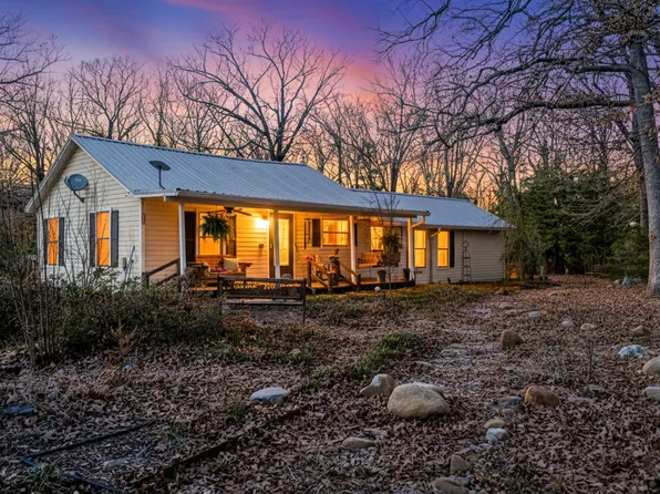 1431 County Road 44480, Paris, TX 75462