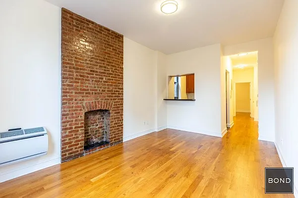 Rented by Bond New York | media 10