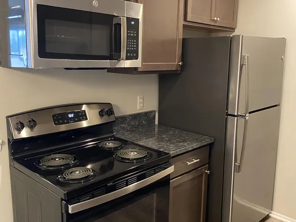 1491 W Nine Mile Rd, Ferndale, MI